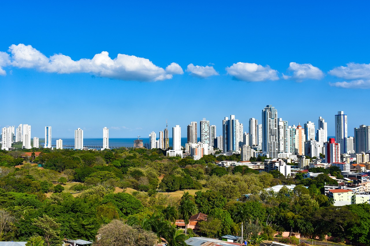 panama-4198941_1280.jpg